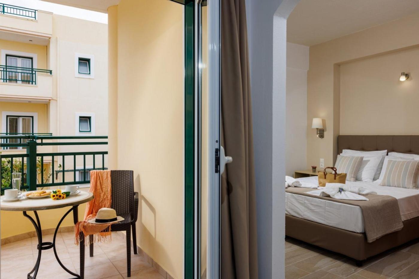 Panorama Hotel Apartments & Suites By Estia Stalida Eksteriør billede